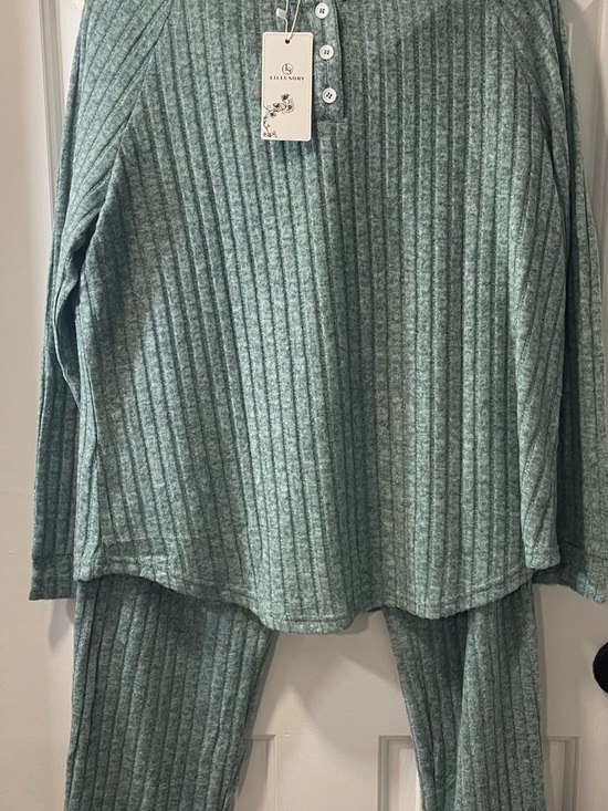 LILLUSORY Other - Lillusory Ribbed Sage Green Loungewear Set - Size XL NWT
